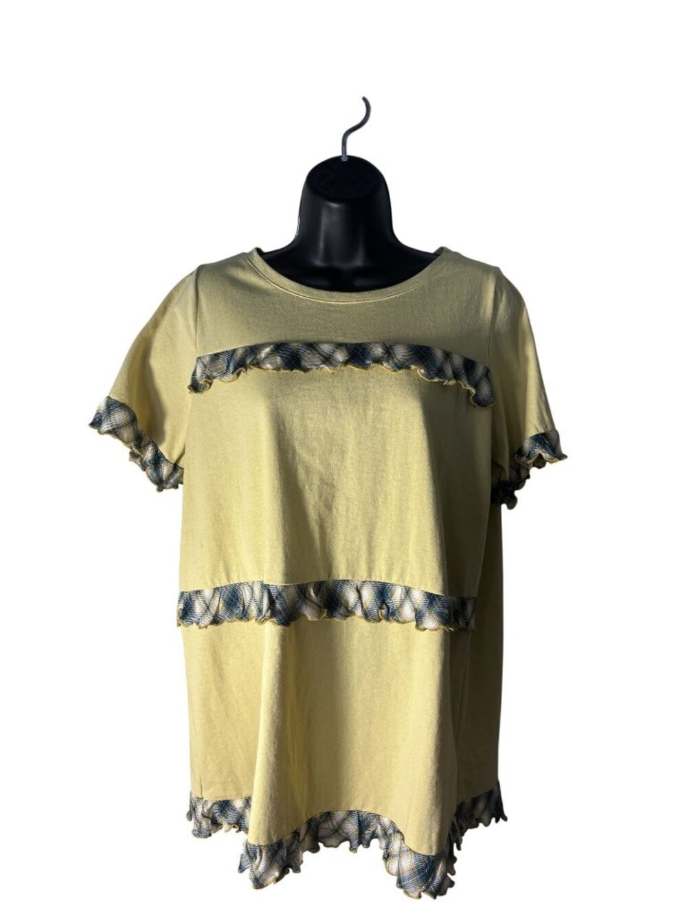 Easel Butter Yellow Short Sleeve Tunic Top With Plaid Ruffle Details Size S - Picture 2 of 9
